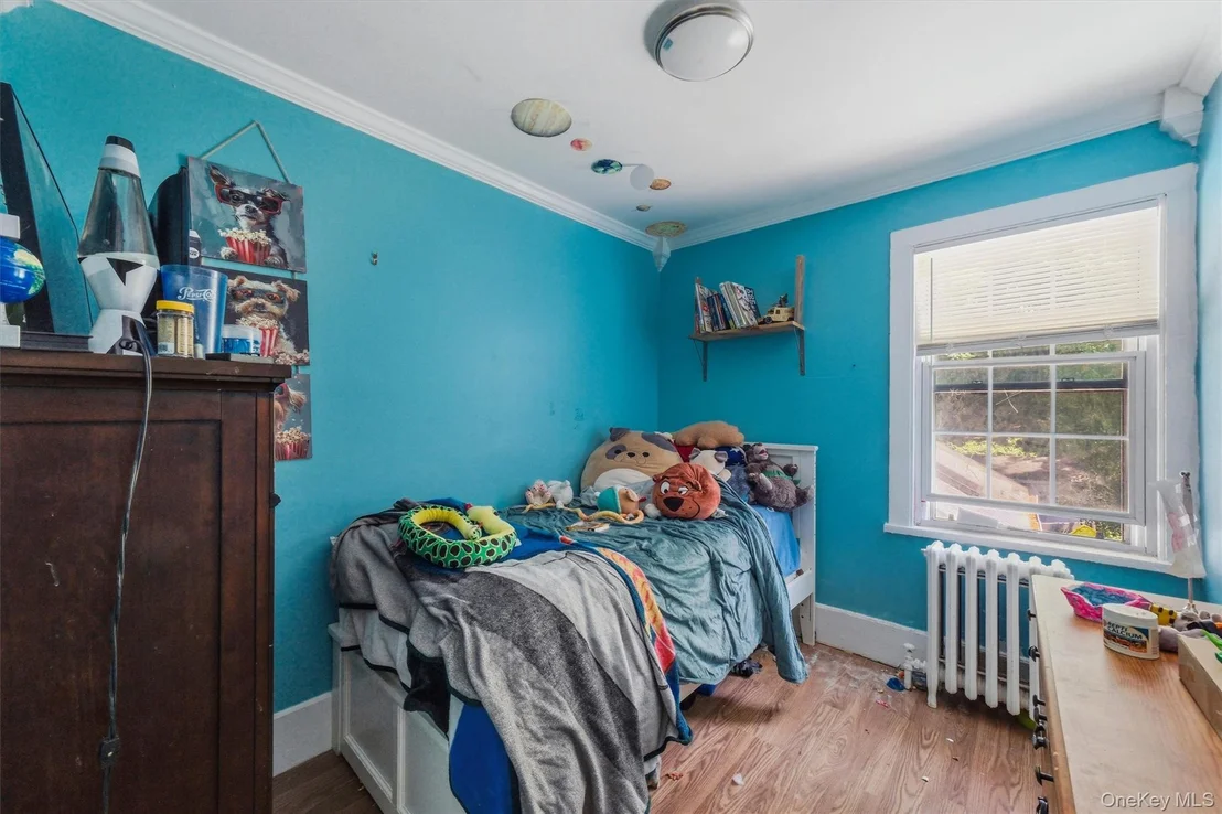 Photo of 10 Dutchess Avenue