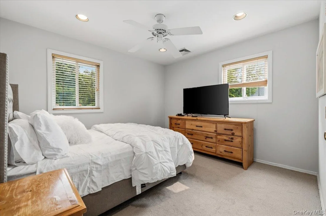 Photo of 35 Bucknell Drive