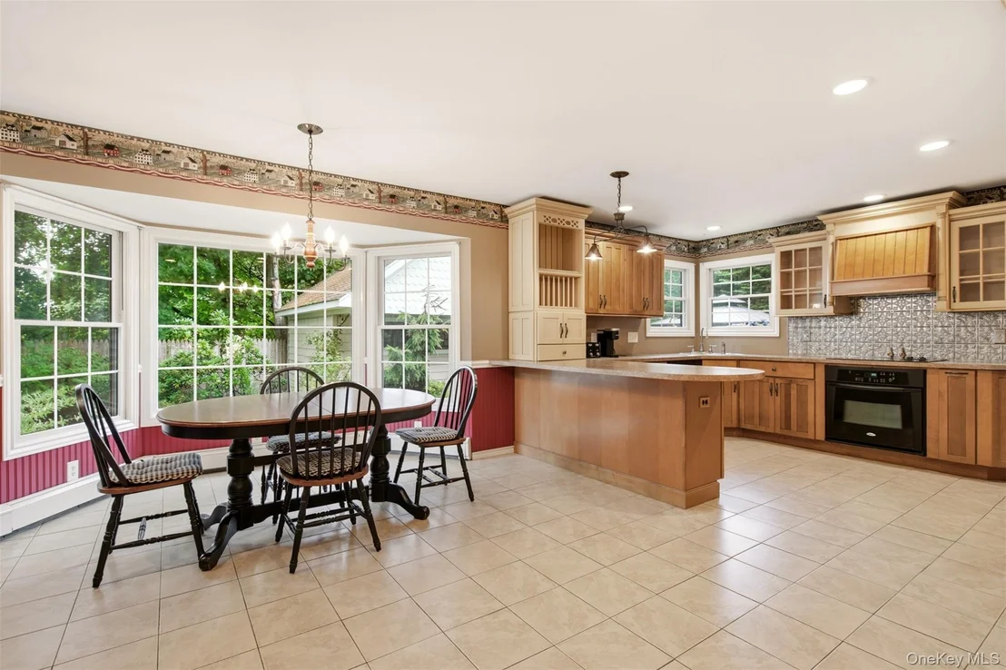 Photo of 83 Hedgerow