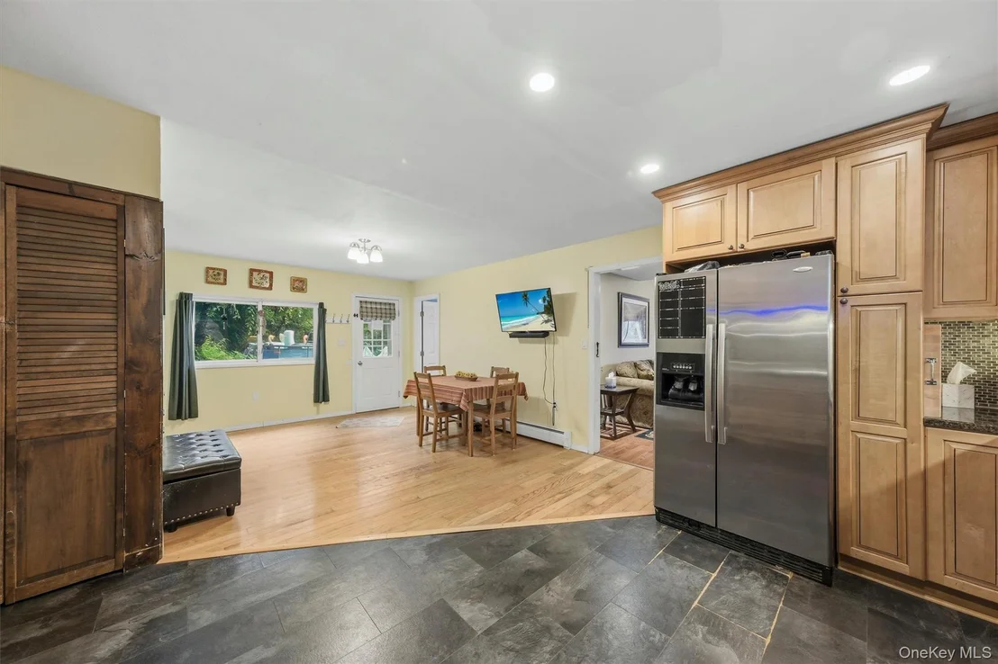 Photo of 256 Haviland Drive