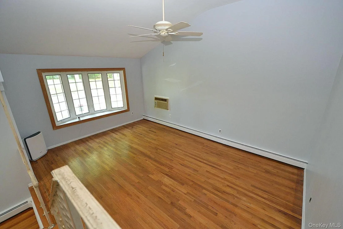 Photo of 39 Sheryl Crescent