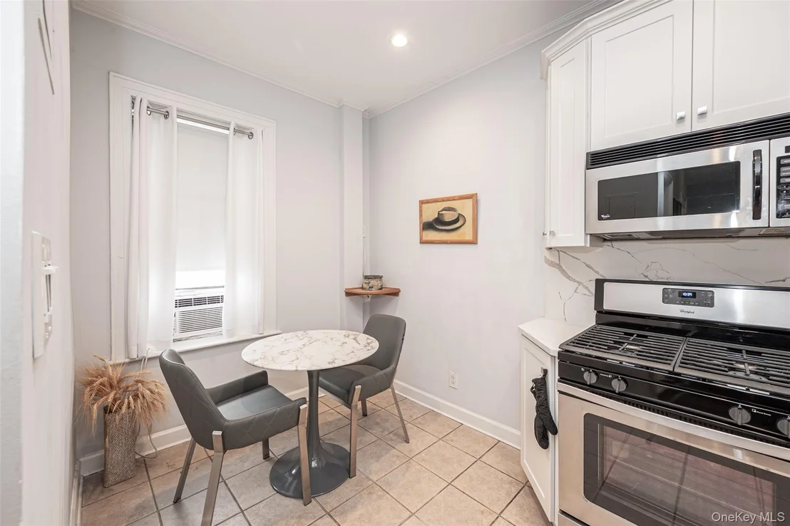 Photo of Unit 1F at 37 Brompton Road