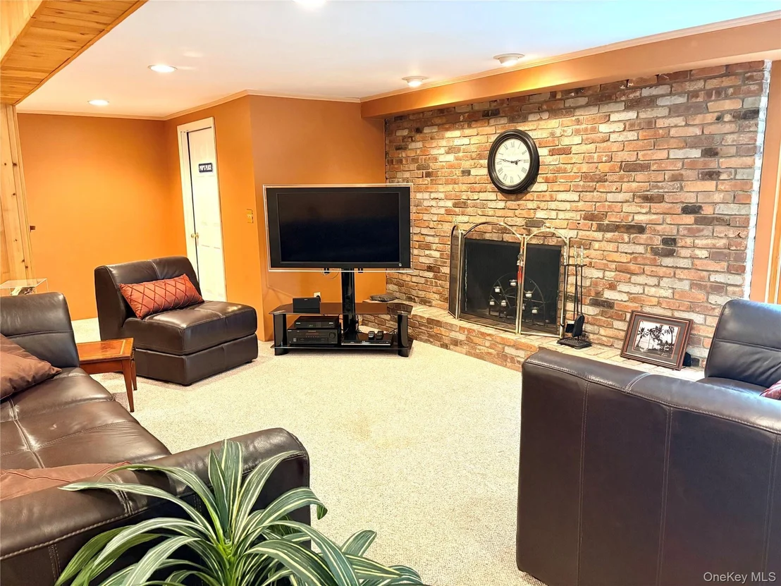 Photo of 43 Canada Hill Drive