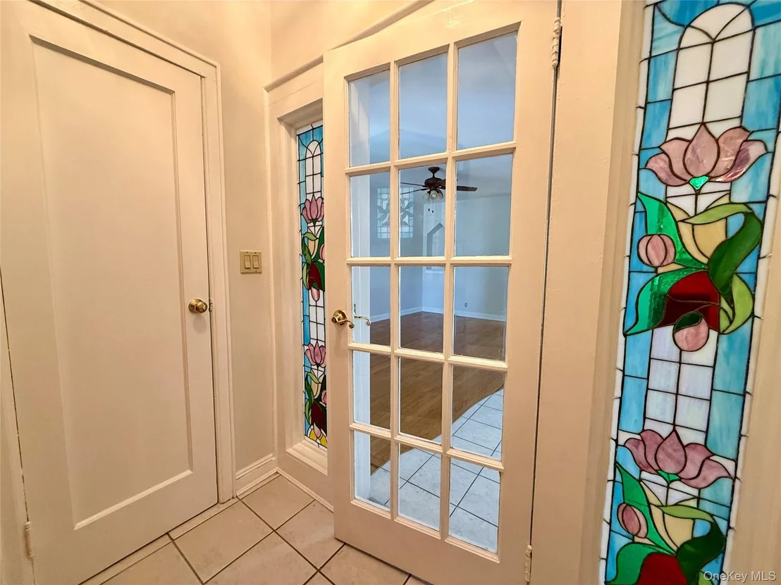 Photo of 5962 69th Lane