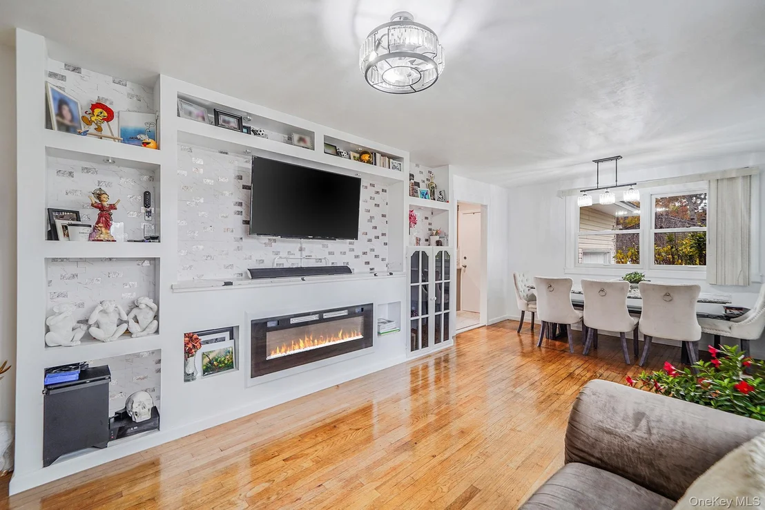 Photo of 307 Jefferson Drive
