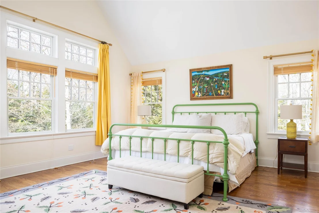 Photo of 53 Cedar Lane W