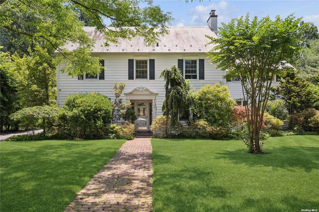 Photo of 4 Summit Avenue
