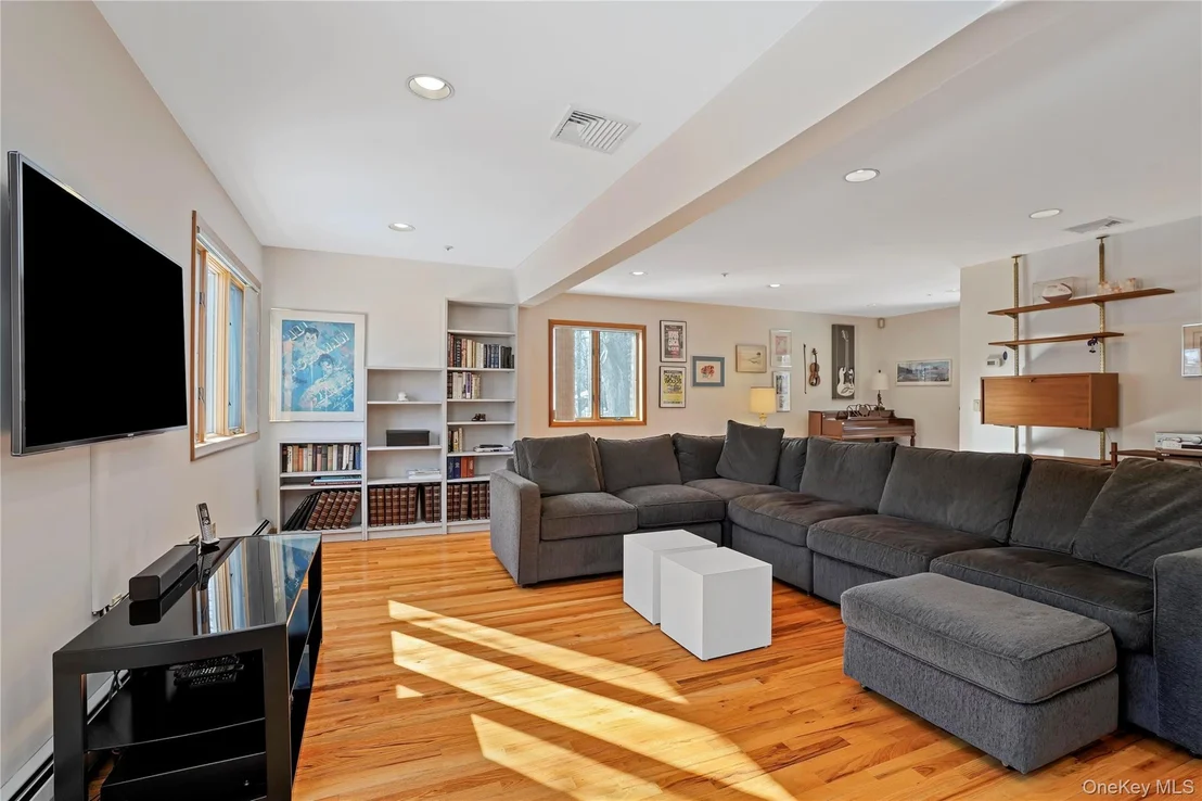Photo of 130 Bramblebrook Road