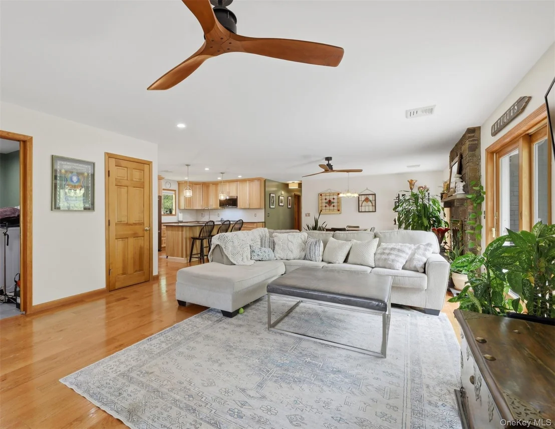 Photo of 128 Sawmill Road