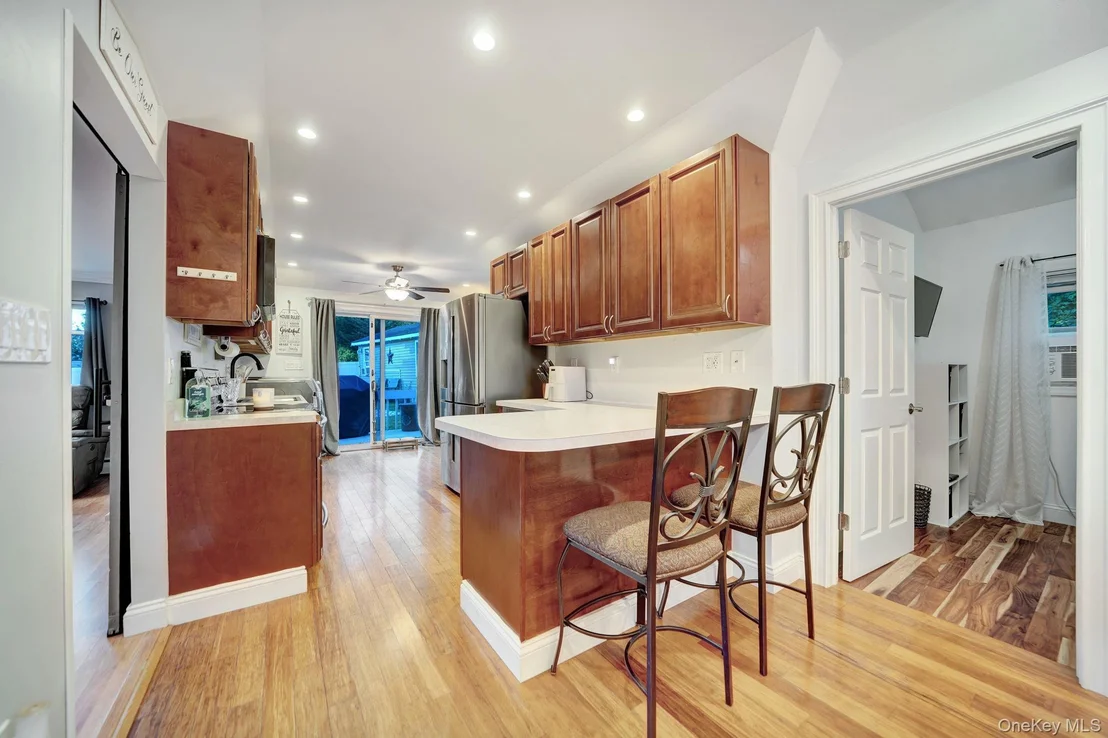 Photo of 629 East Drive