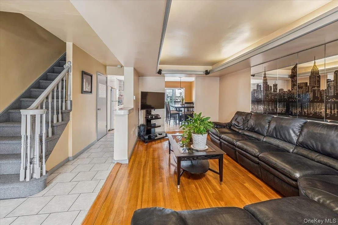 Photo of 228 Calhoun Avenue