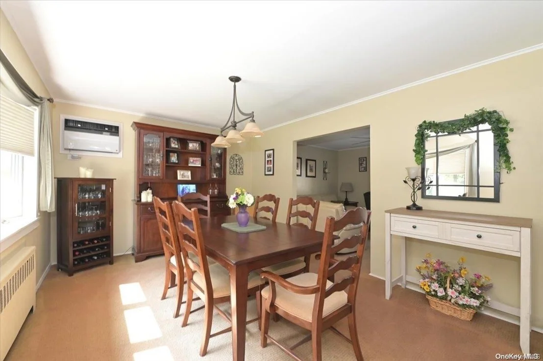 Photo of 876 Mayer Drive