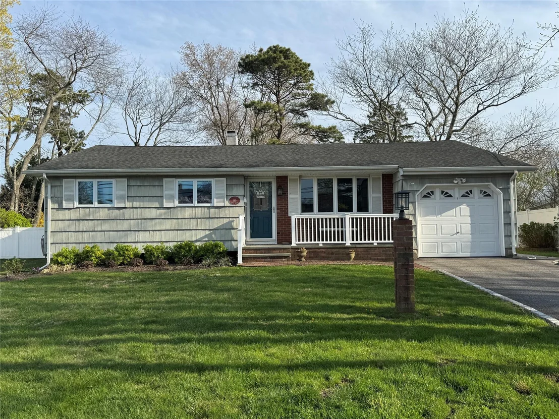 Photo of 169 Loop Drive