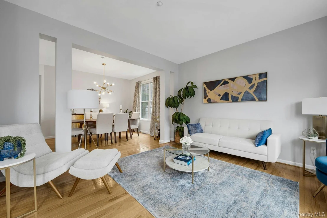 Photo of 33 Valimar Boulevard