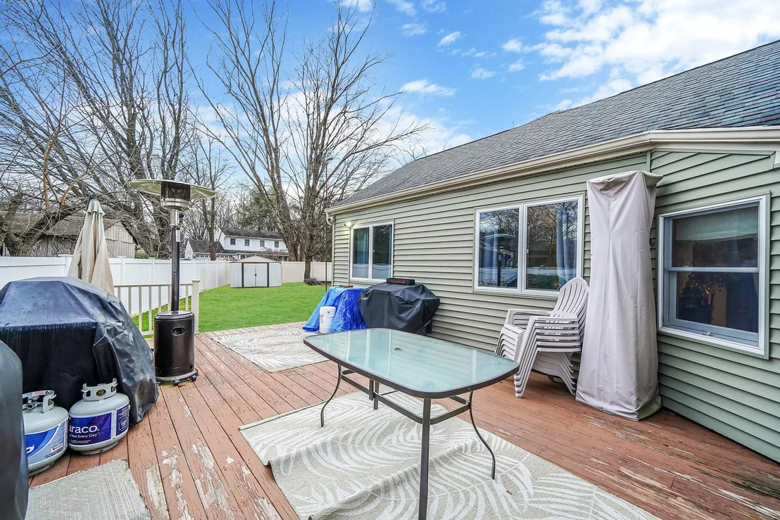 Photo of 48 Henry Avenue