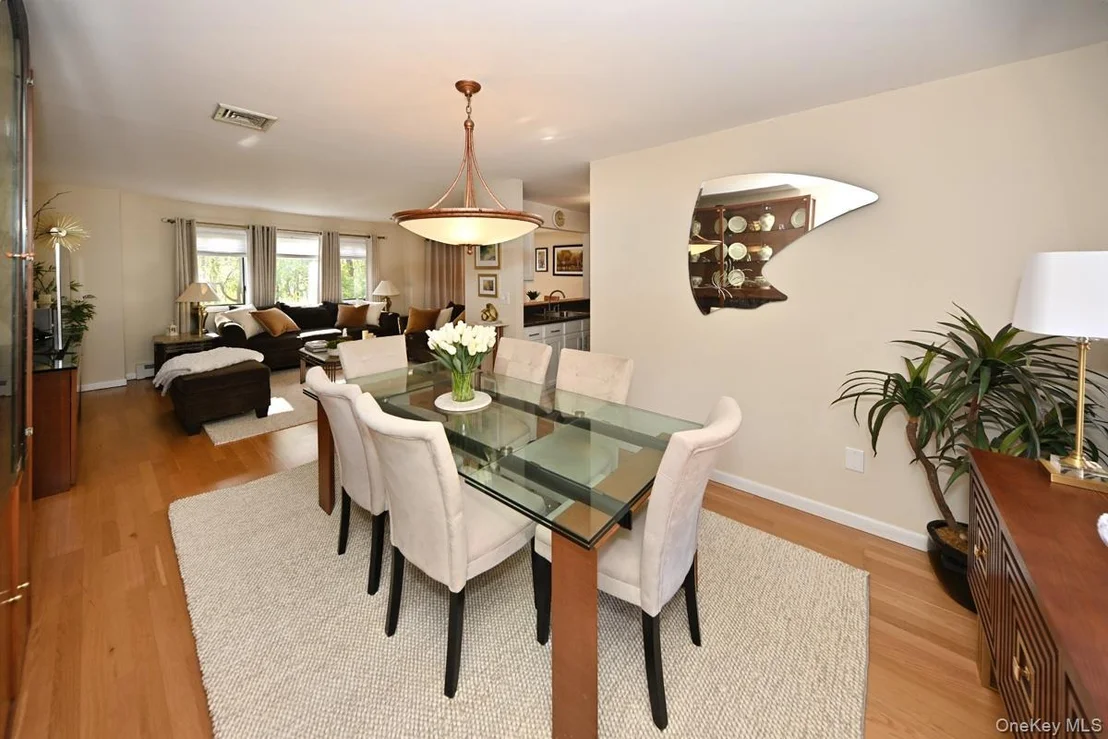 Photo of 13 Meadowlark Circle