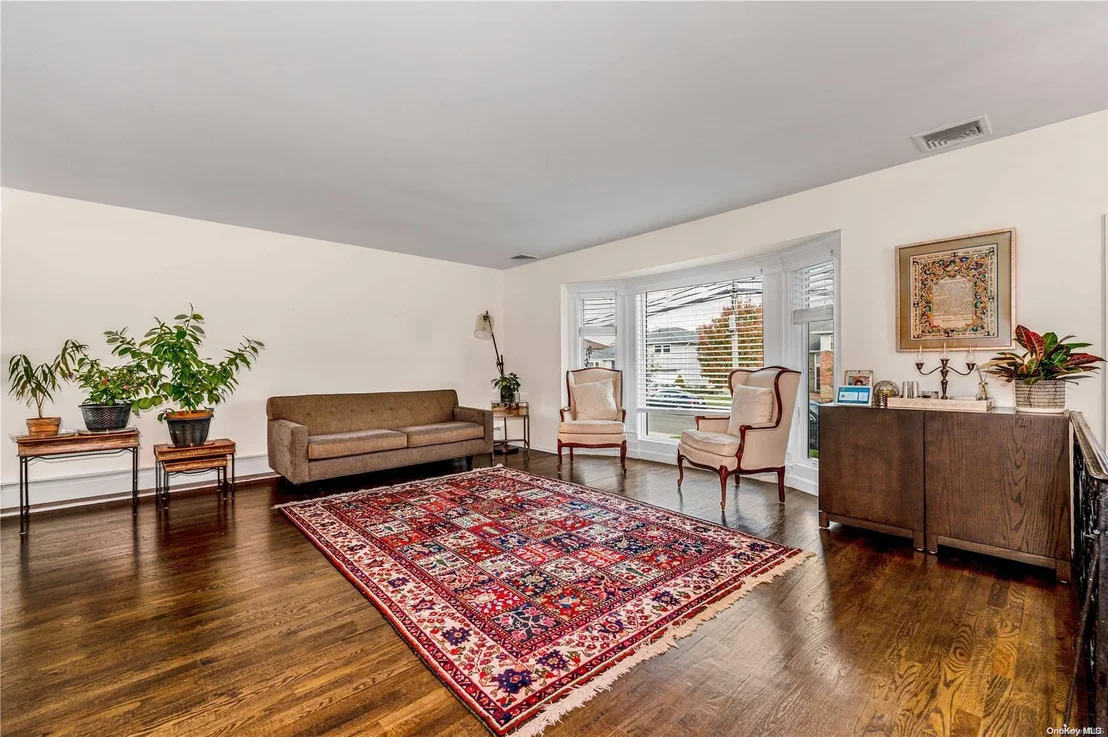 Photo of 3420 Turf Road