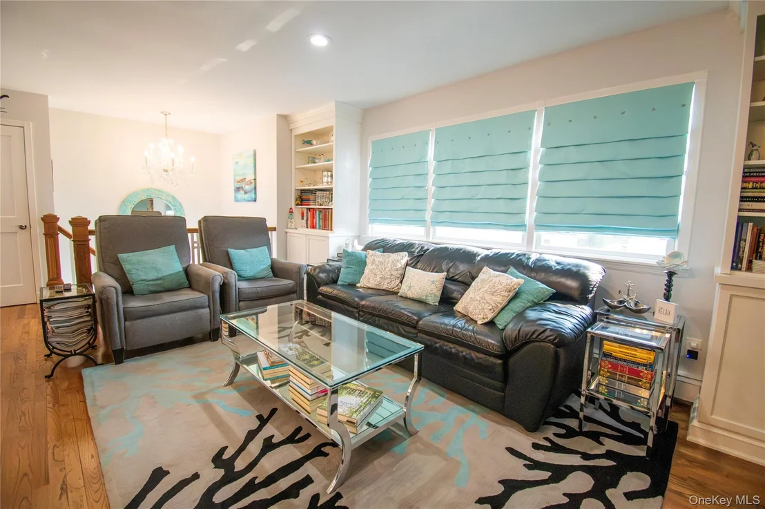Photo of 3345 Parkway Drive