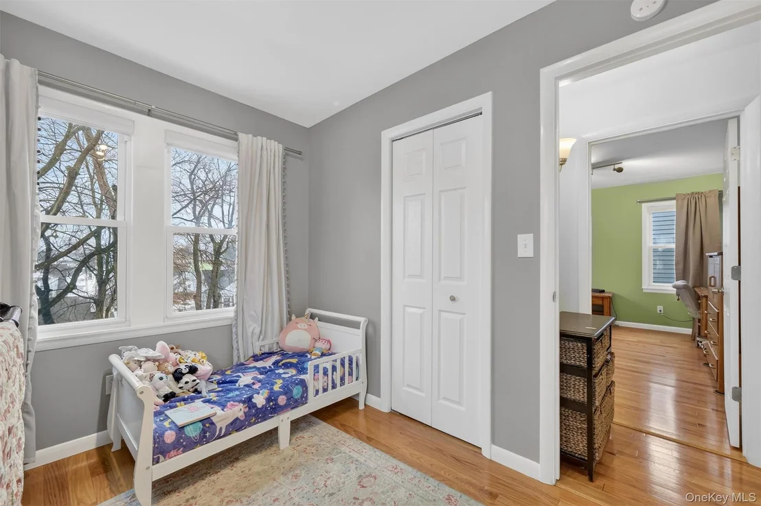 Photo of 19 Forest Avenue