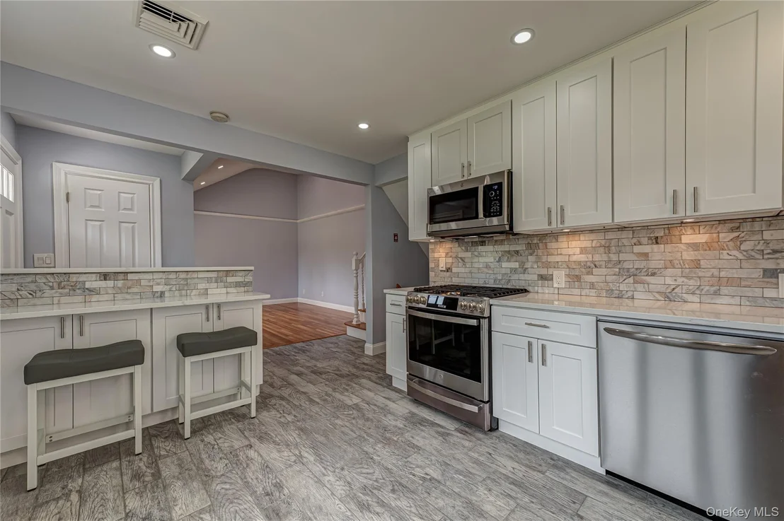 Photo of 696 Peter Paul Drive