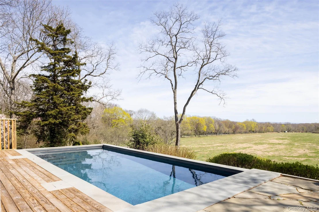 Photo of 255 S View Drive