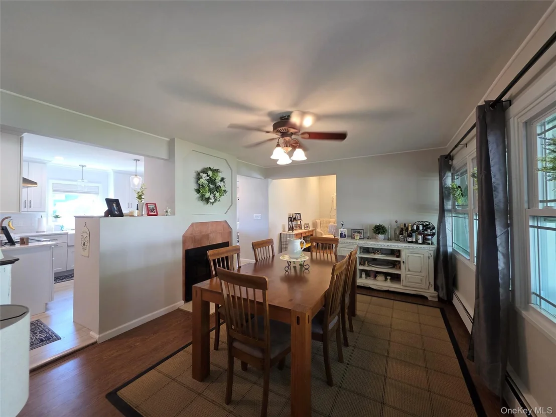 Photo of 140 Springtime Lane W
