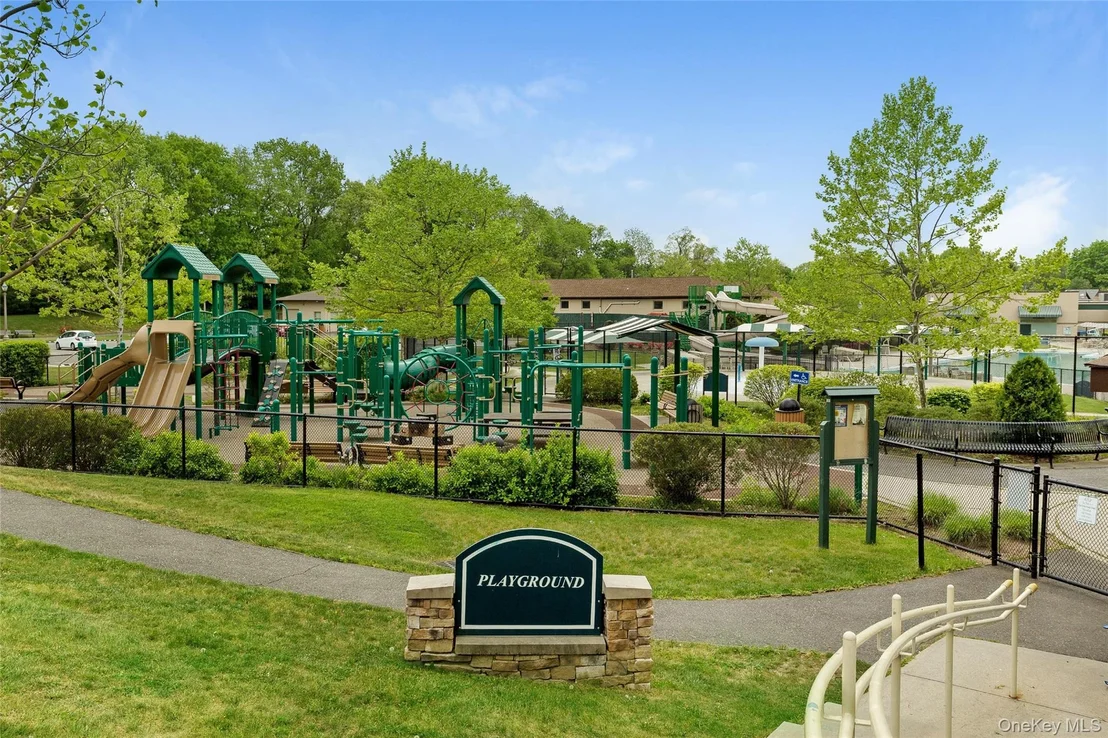 Photo of 80 Walnut Drive