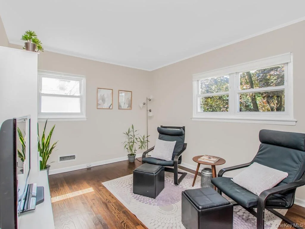 Photo of 11 Montclair Road