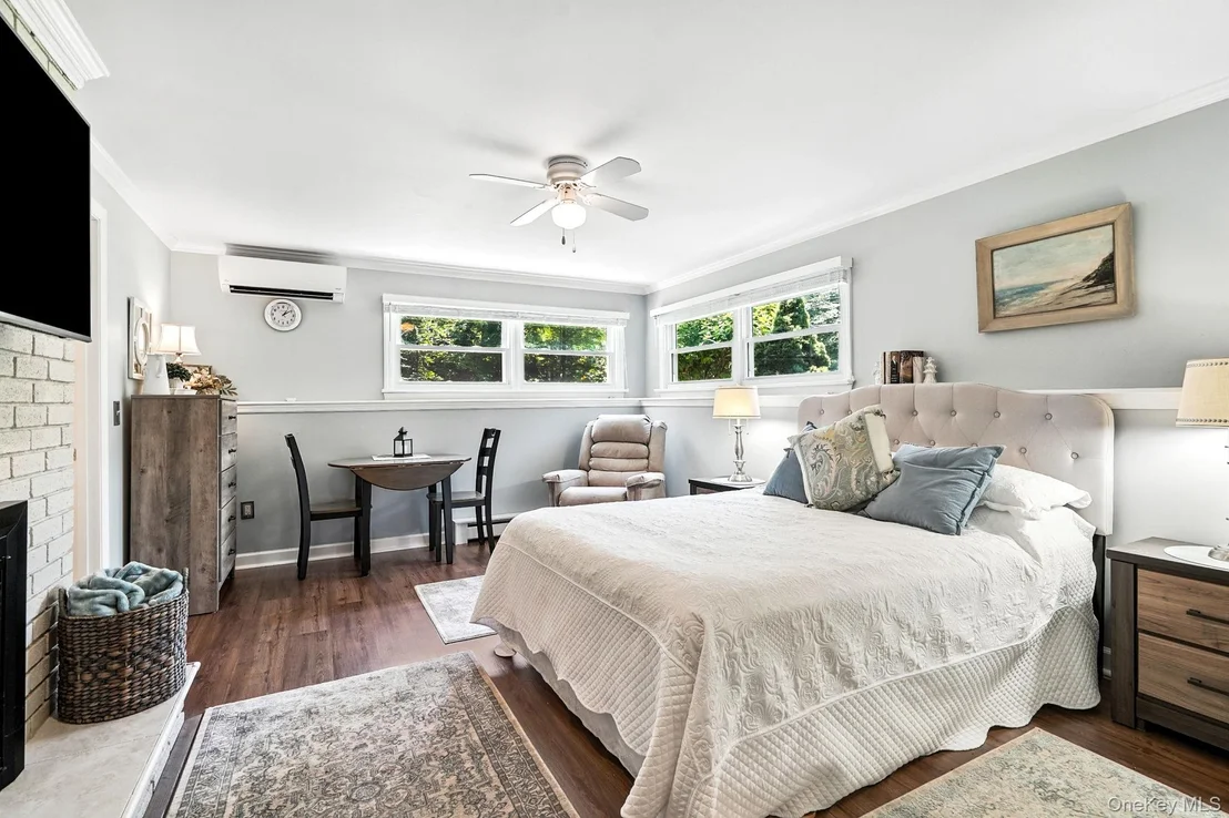 Photo of 69 Clove Brook Drive