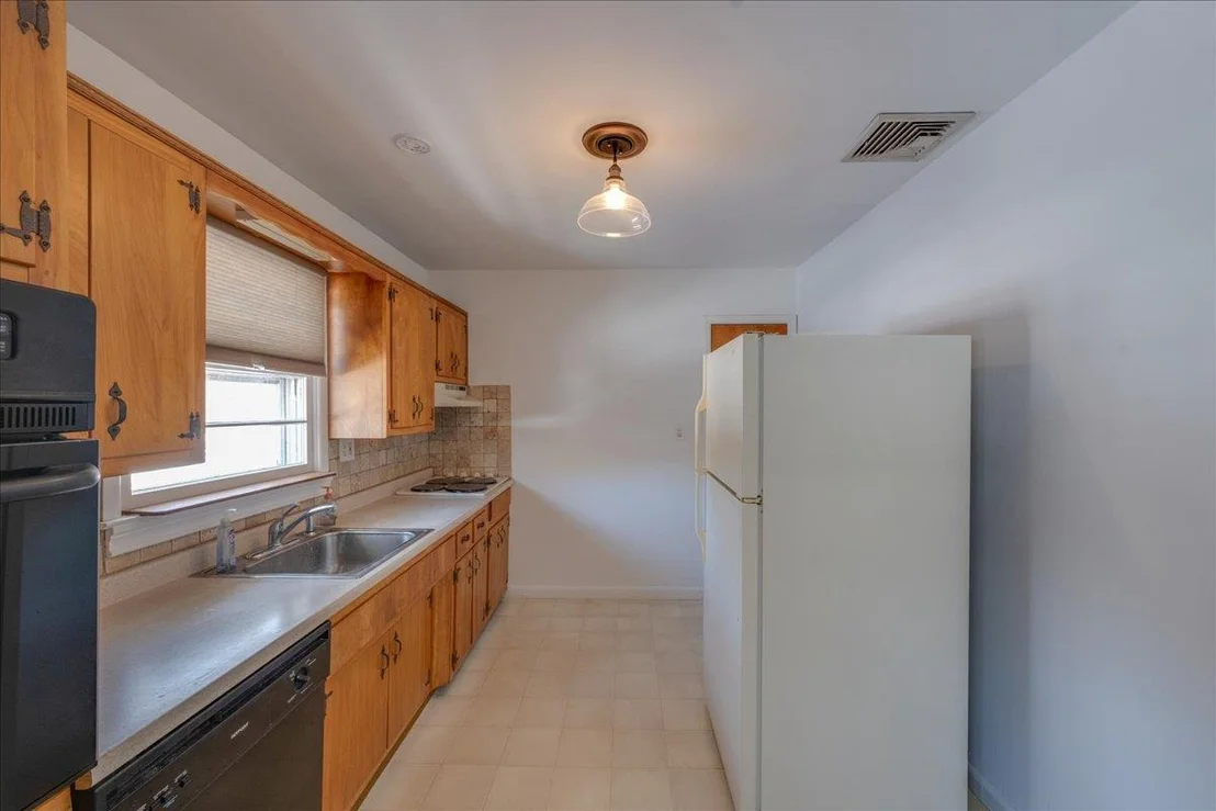 Photo of 23 Yaphank Avenue
