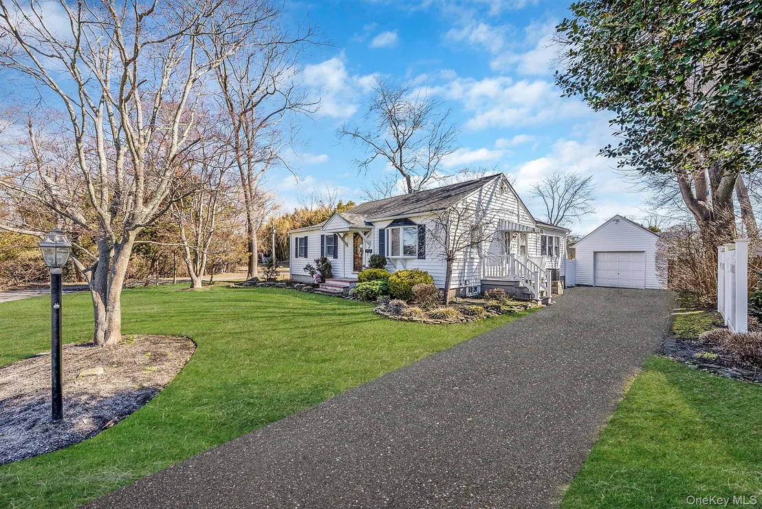 Photo of 47 Thorburn Avenue