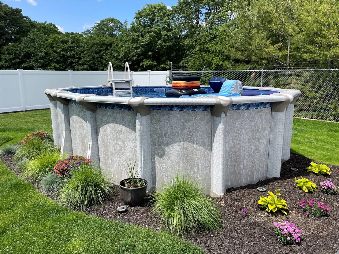 Photo of 15 Pondview Circle