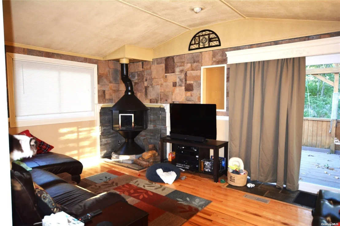 Photo of 48 Grove Drive