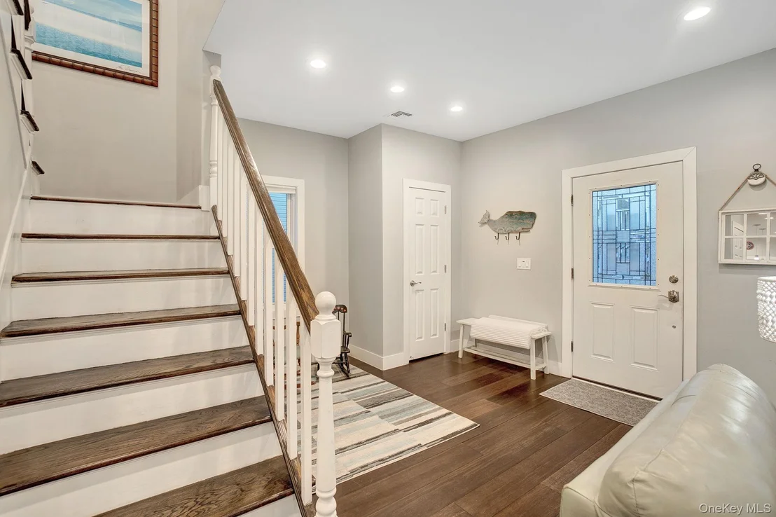 Photo of 124 Beach Avenue