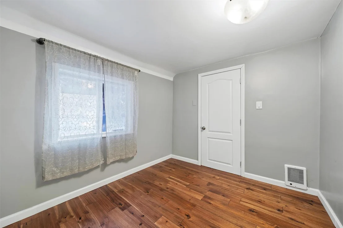 Photo of 16 Stanton Trail