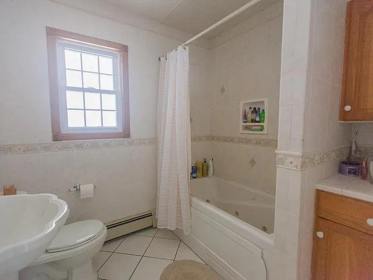 Photo of 2412 Central Avenue