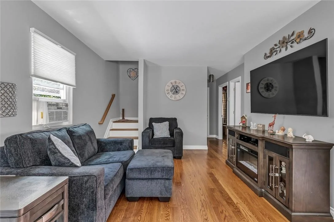 Photo of 44 Lafayette Avenue