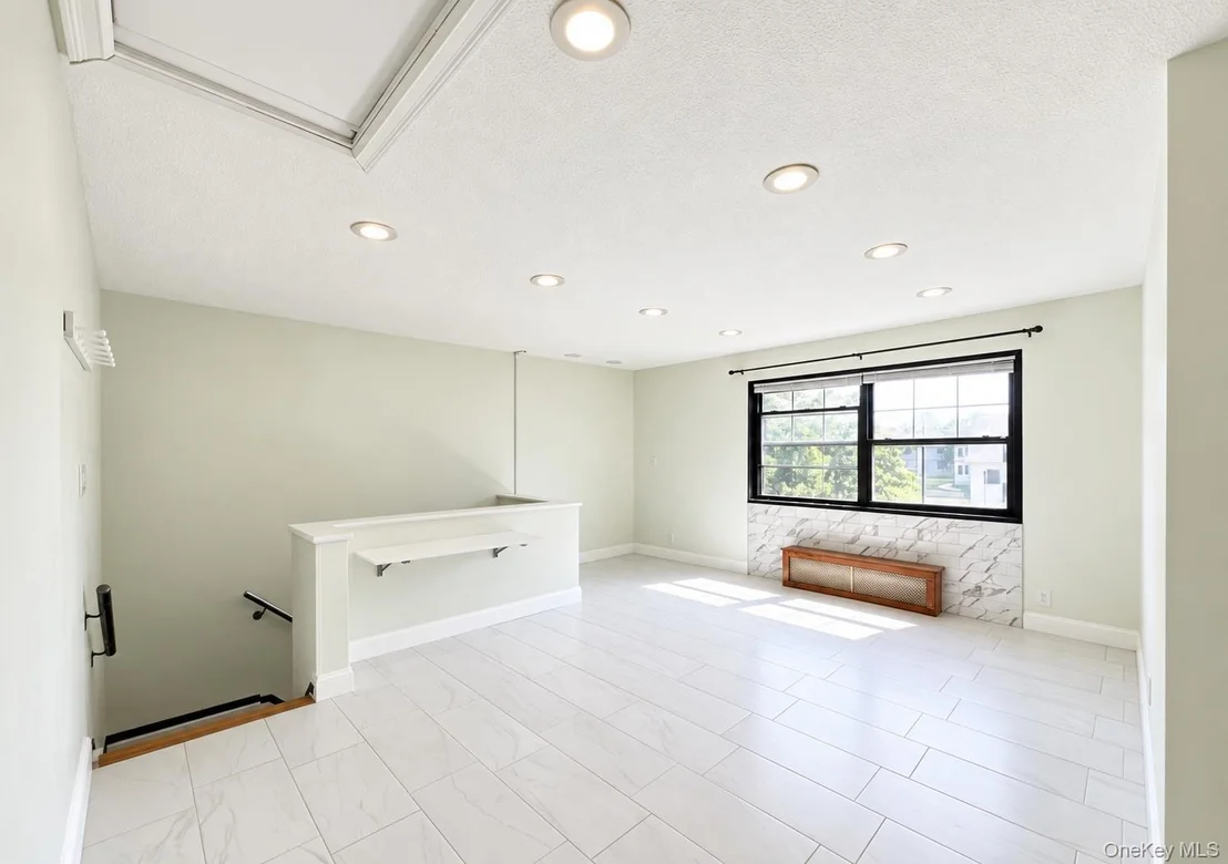 Photo of Unit B at 136-73 68th Dr