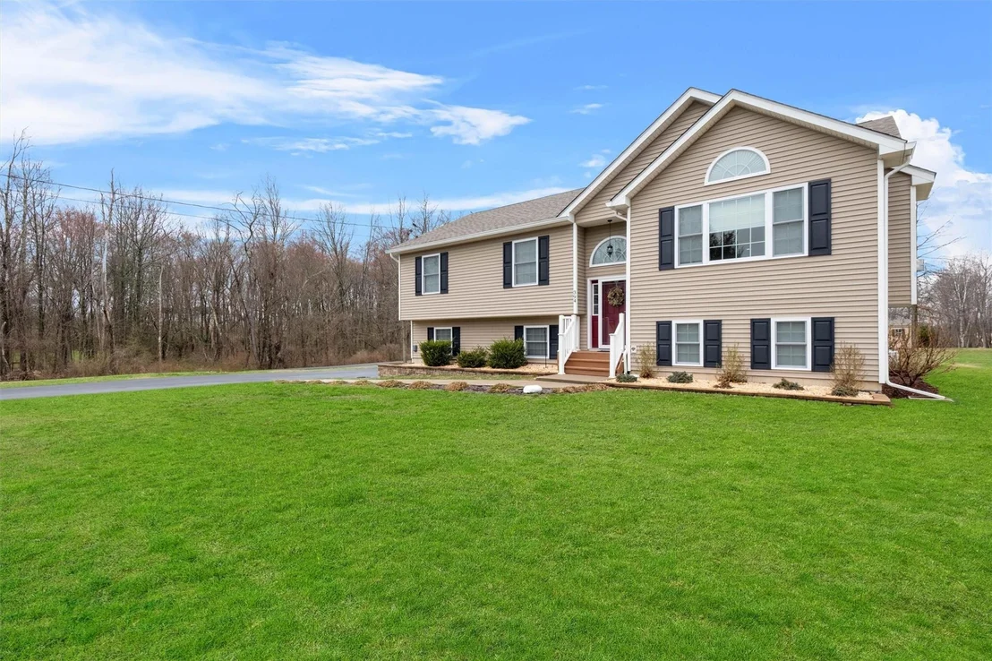 Photo of 394 Bailey Road
