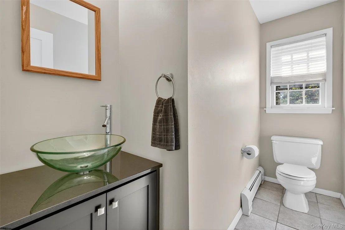 Photo of 37 Continental Drive