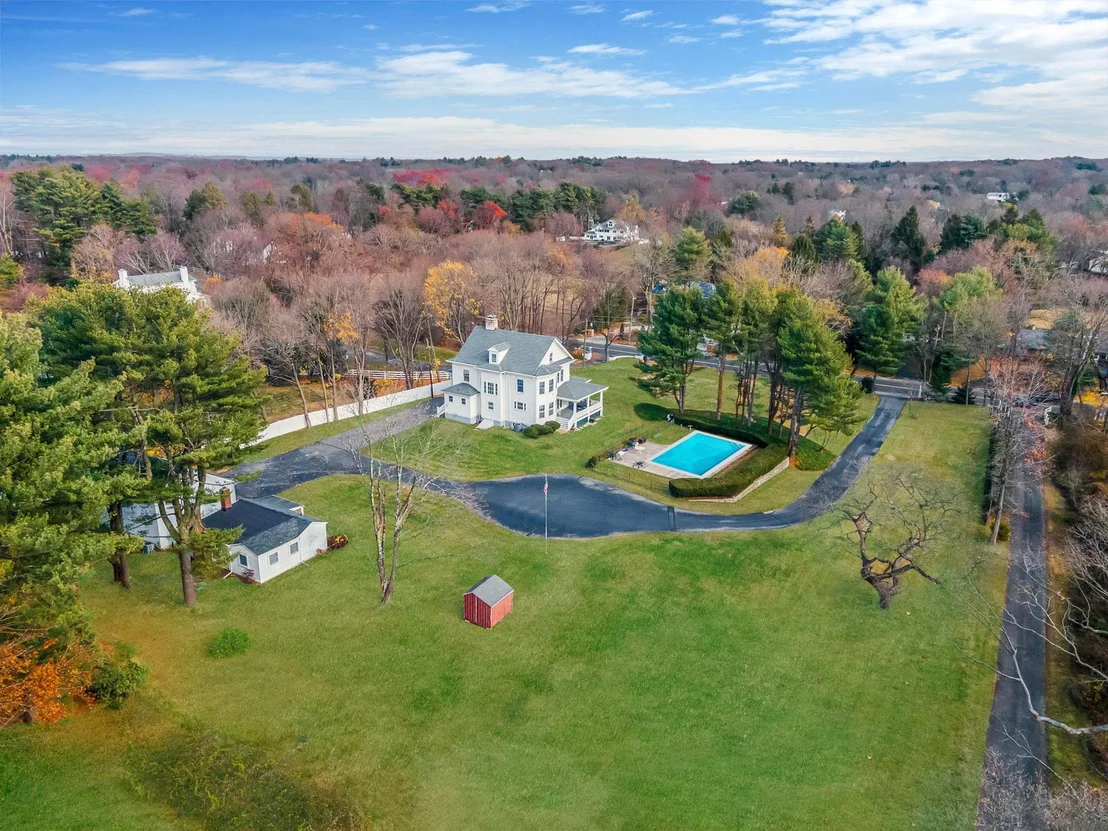 Photo of 397 Split Rock Road