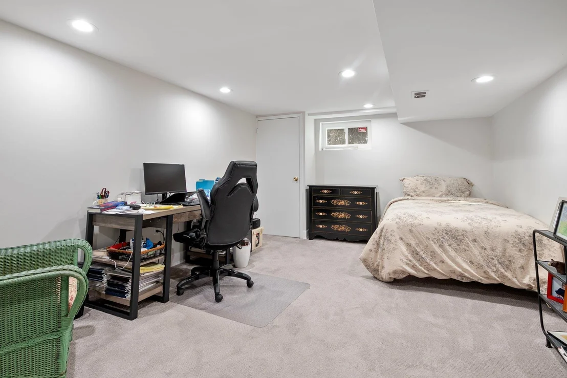 Photo of 9 Robin Lane