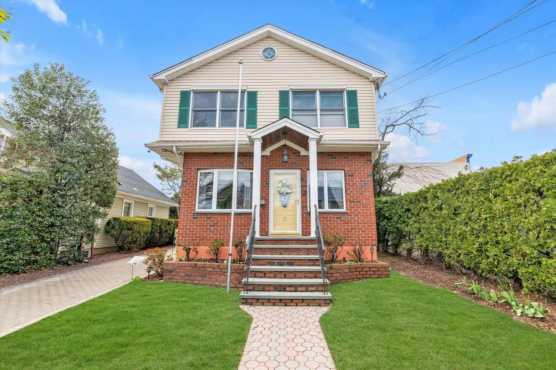 Photo of 3 Hoffman Road