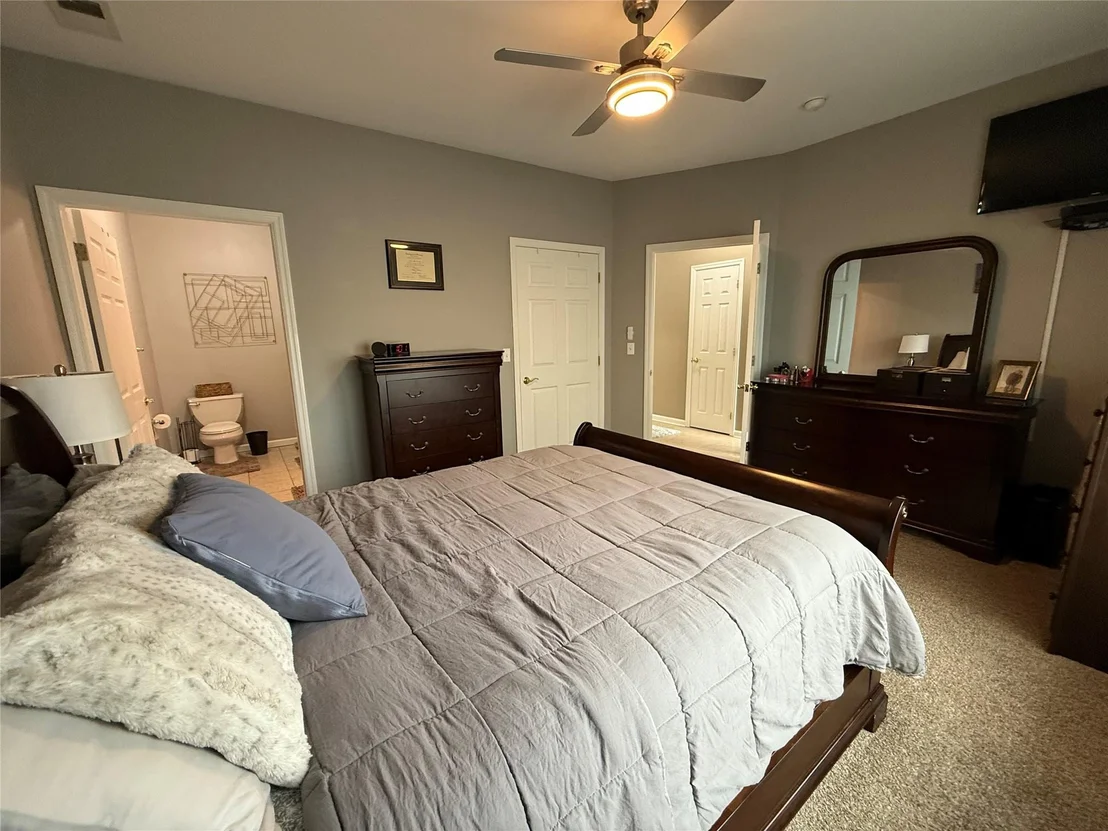 Photo of 907 Emily Drive