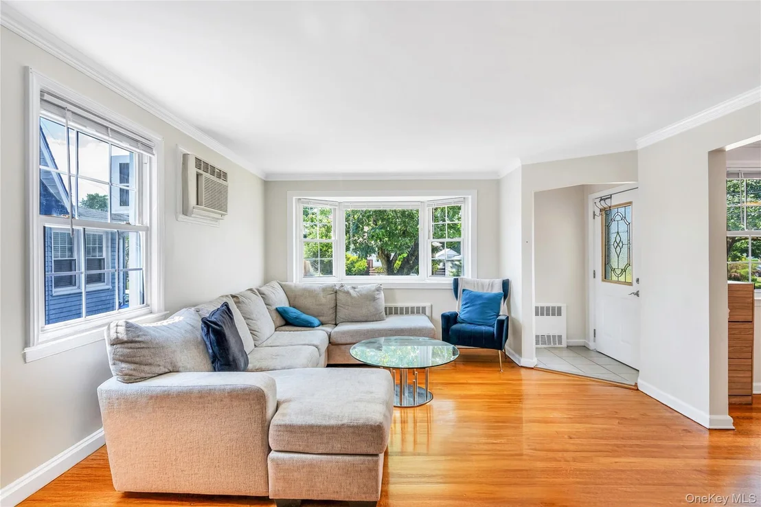 Photo of 64 Hodson Avenue