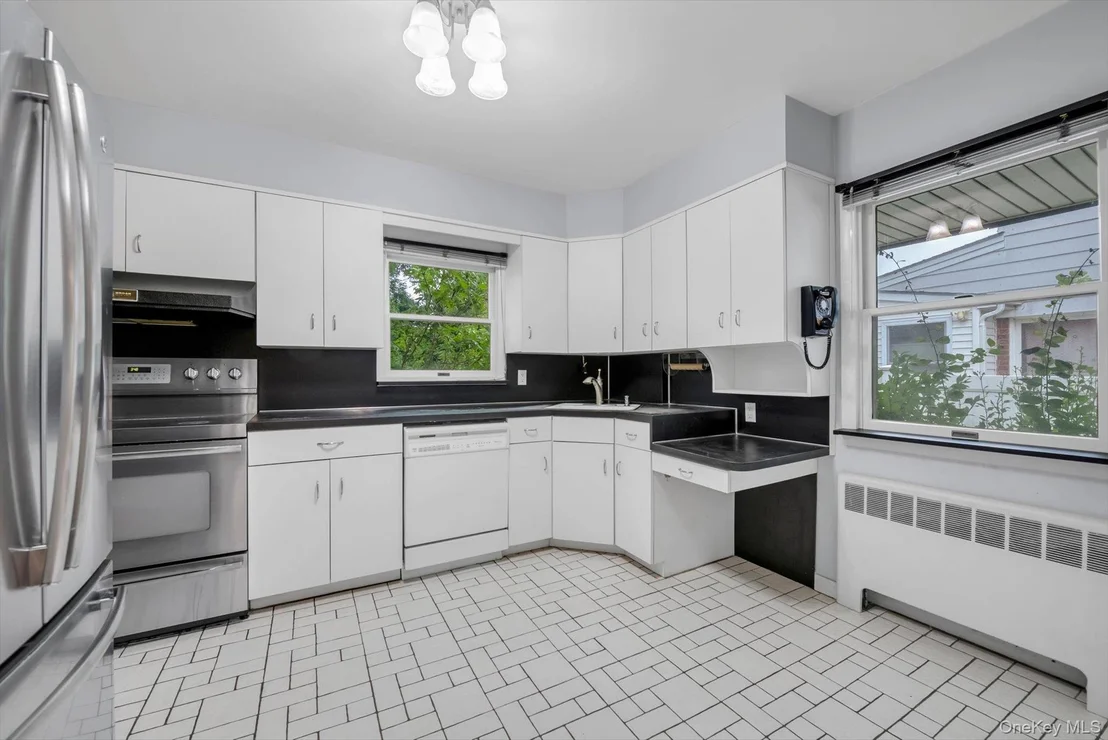 Photo of 46 Patton Boulevard