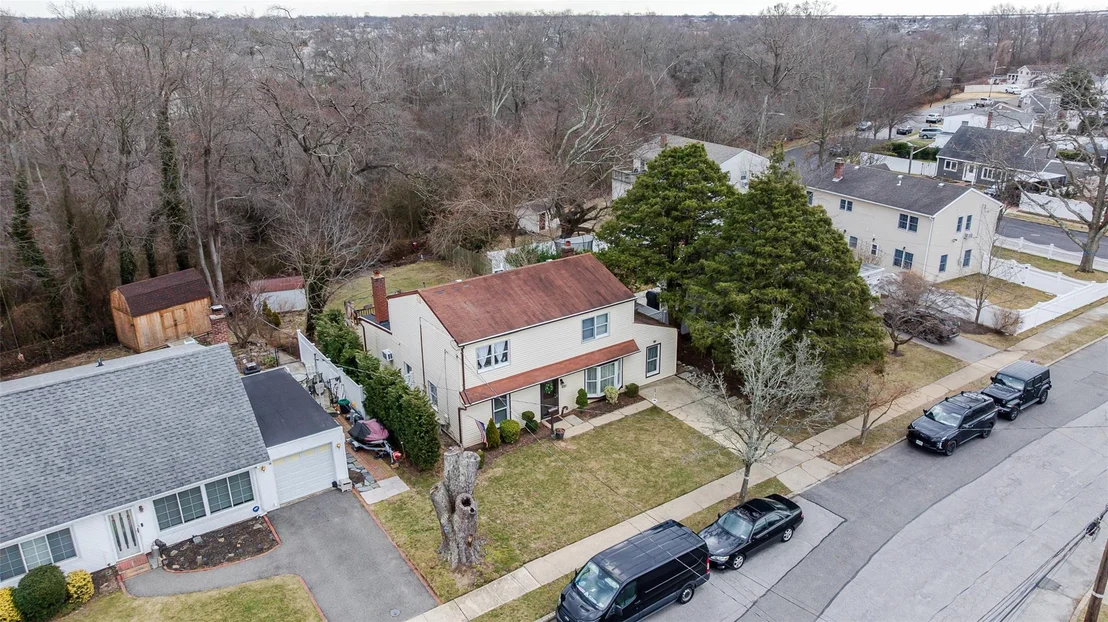 Photo of 2091 North Drive