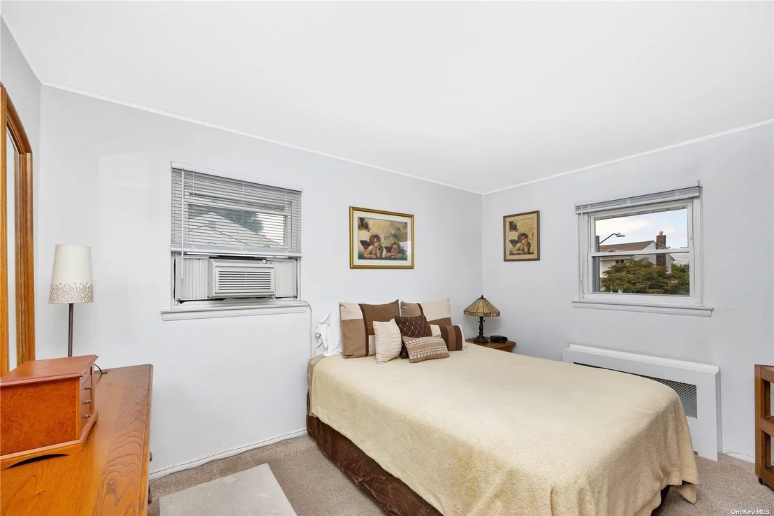 Photo of 25 Redwood Drive