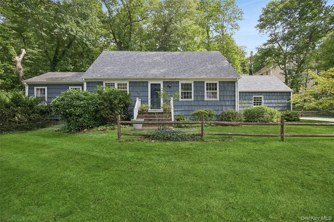 Photo of 10 Goose Hill Road