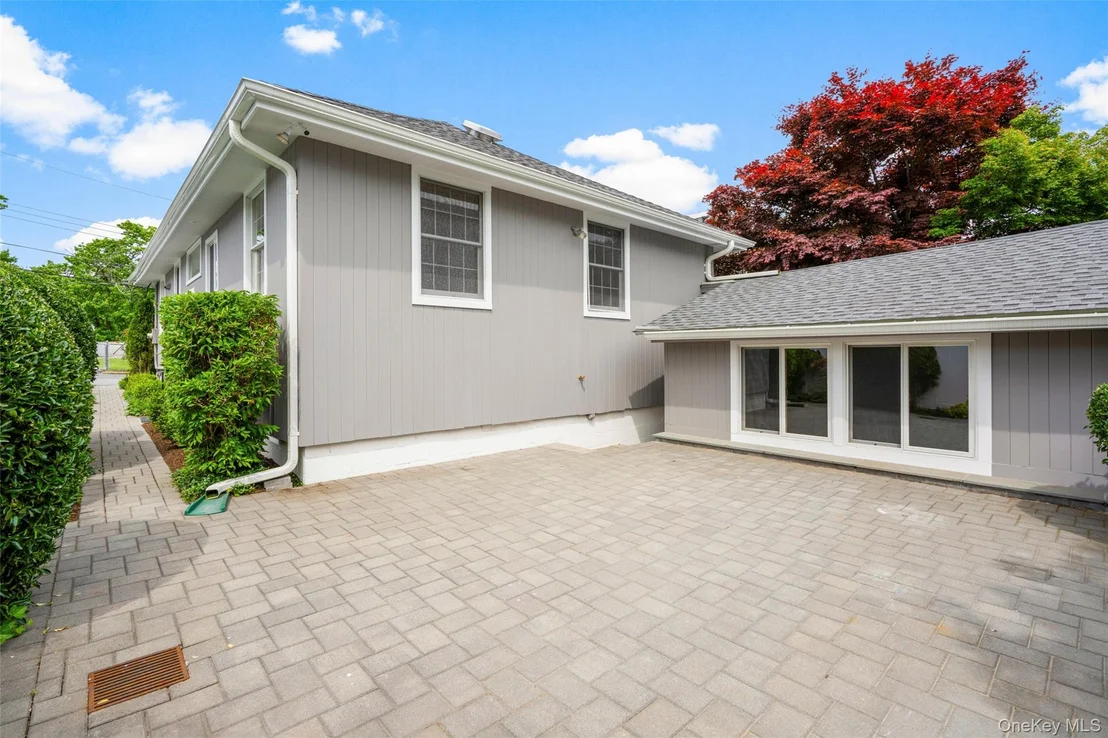 Photo of 14 Ridgeland Terrace